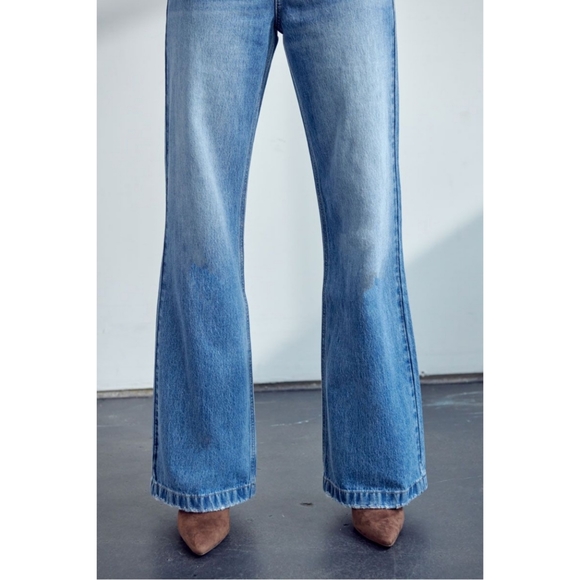 90's Ultra High Rise Flair - Picture 7 of 10